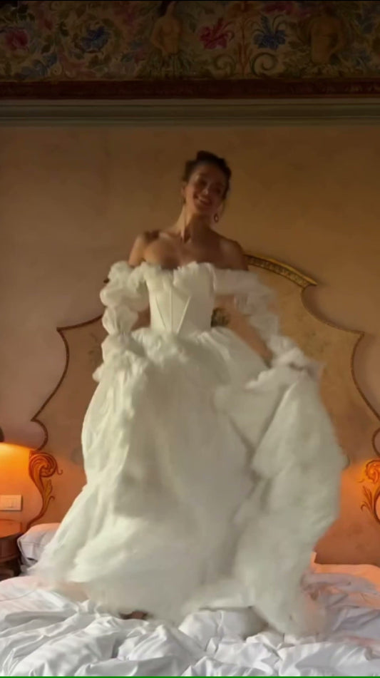 Vintage white off-the-shoulder tulle ball gown