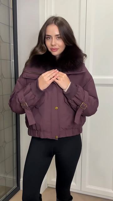Practical short jacket