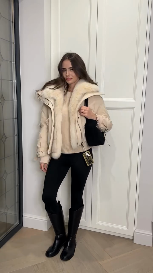 Practical short jacket